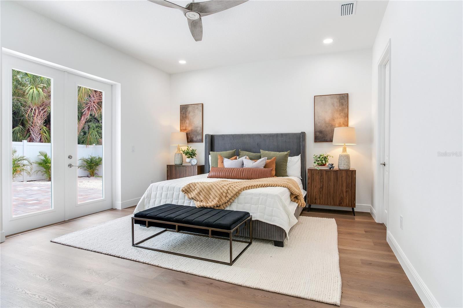 VETERAN CITY - Residential