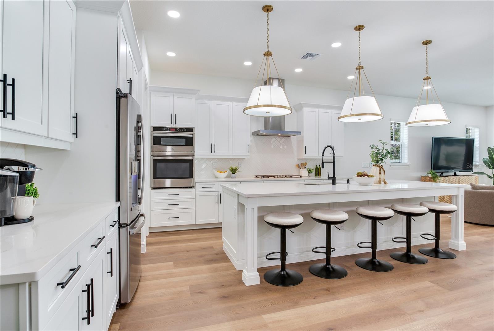 VETERAN CITY - Residential