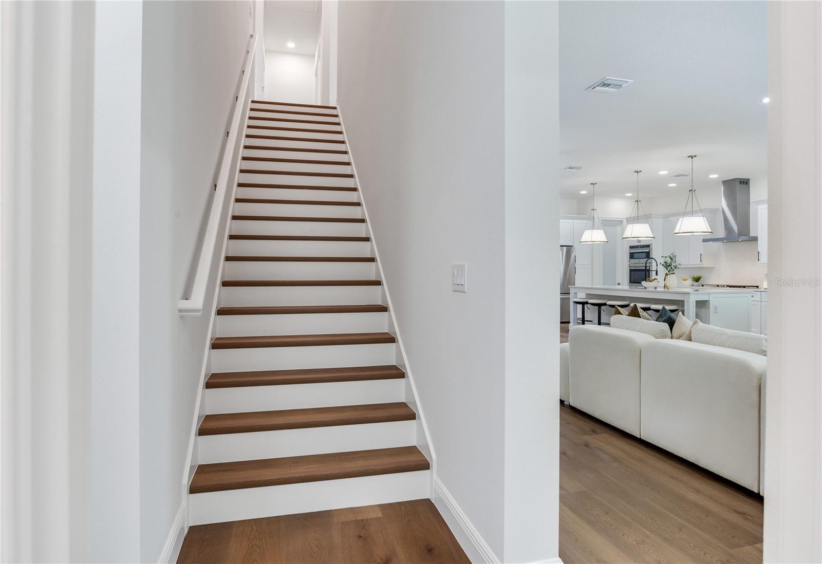 VETERAN CITY - Residential