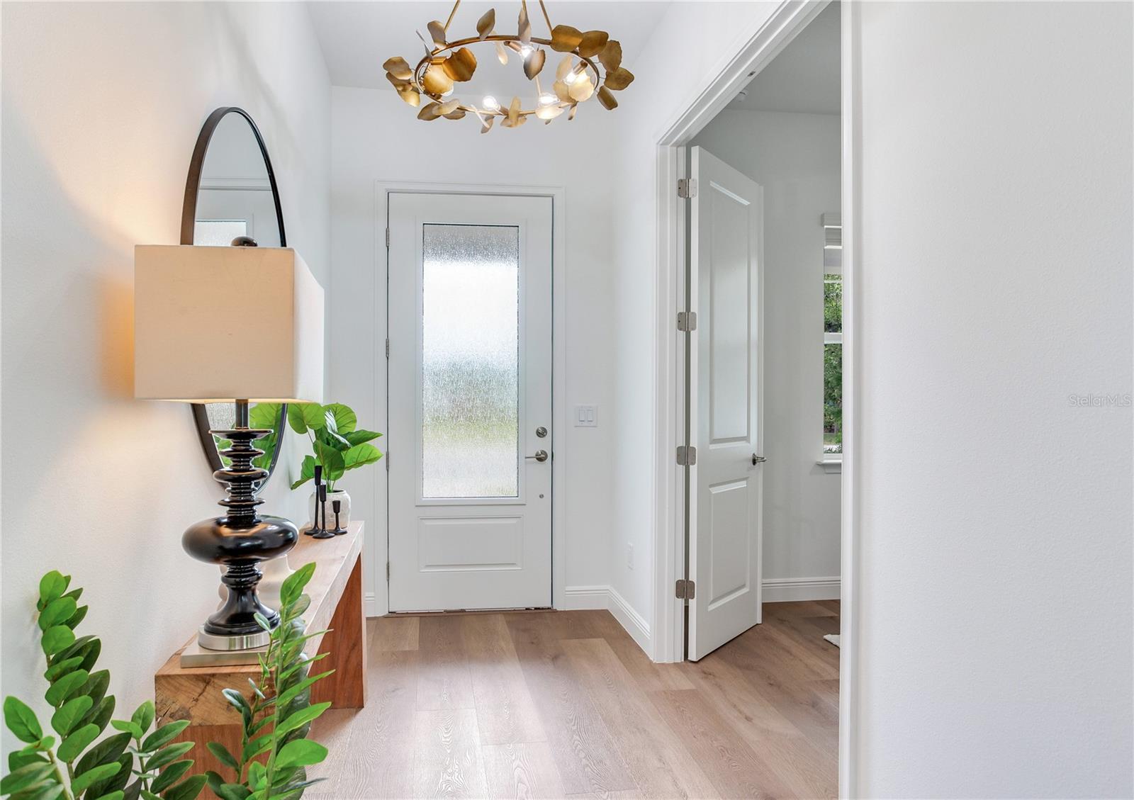 VETERAN CITY - Residential