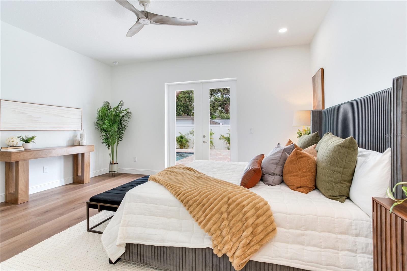 VETERAN CITY - Residential