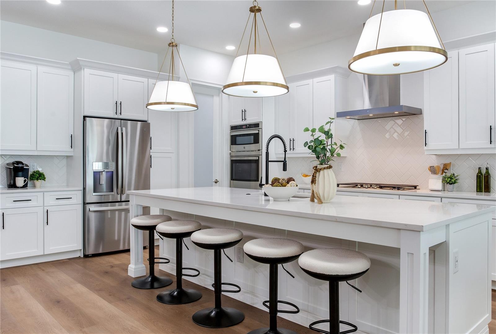 VETERAN CITY - Residential