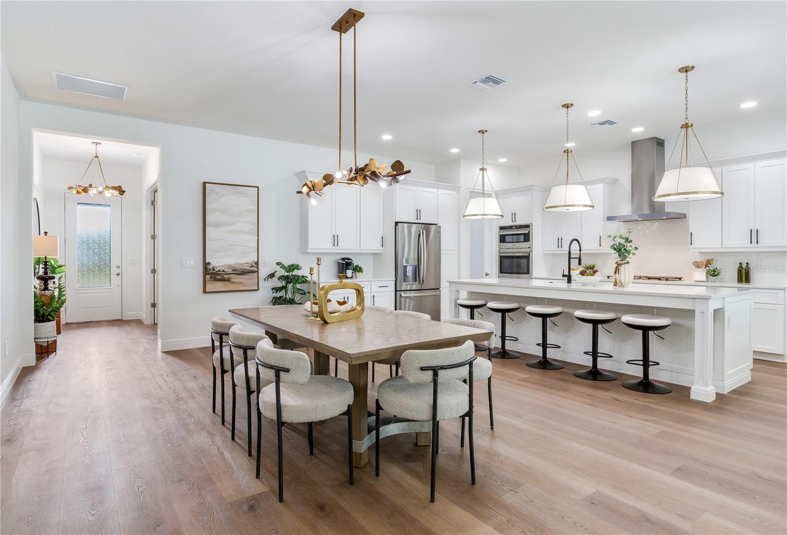 VETERAN CITY - Residential