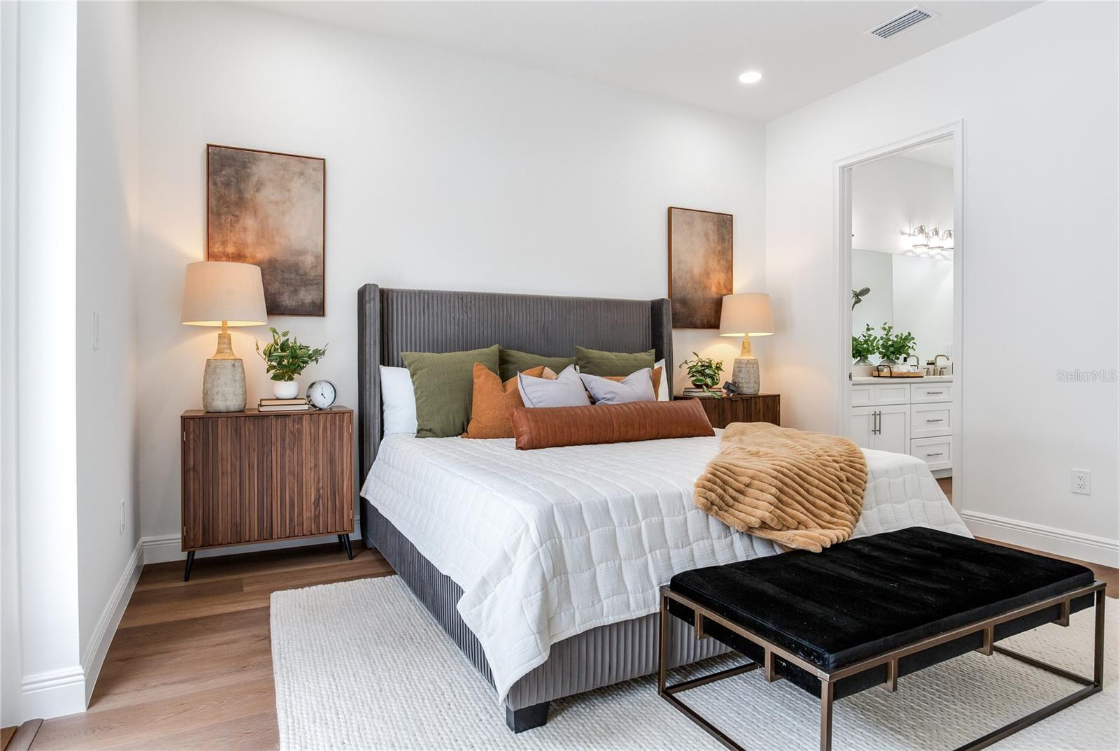 VETERAN CITY - Residential