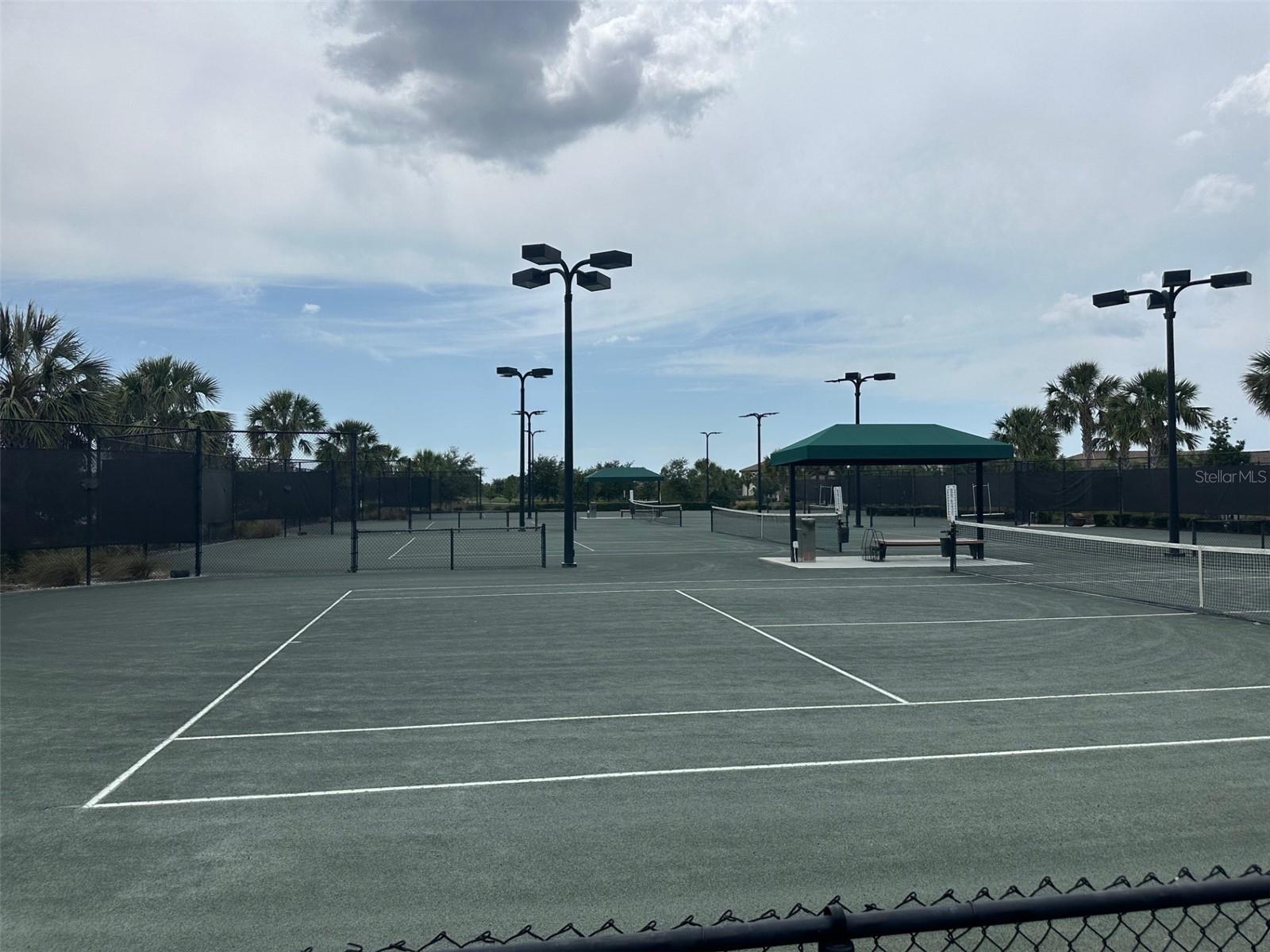 LAKEWOOD NATIONAL - Residential