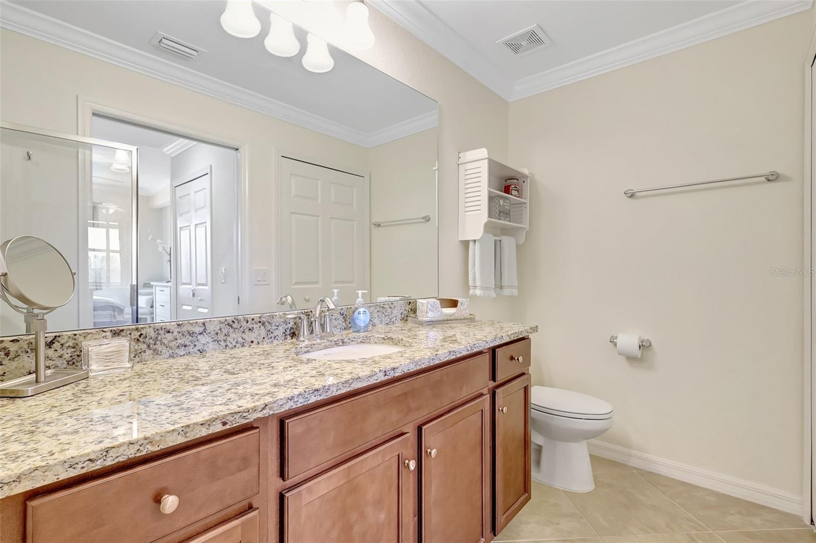 LAKEWOOD NATIONAL - Residential