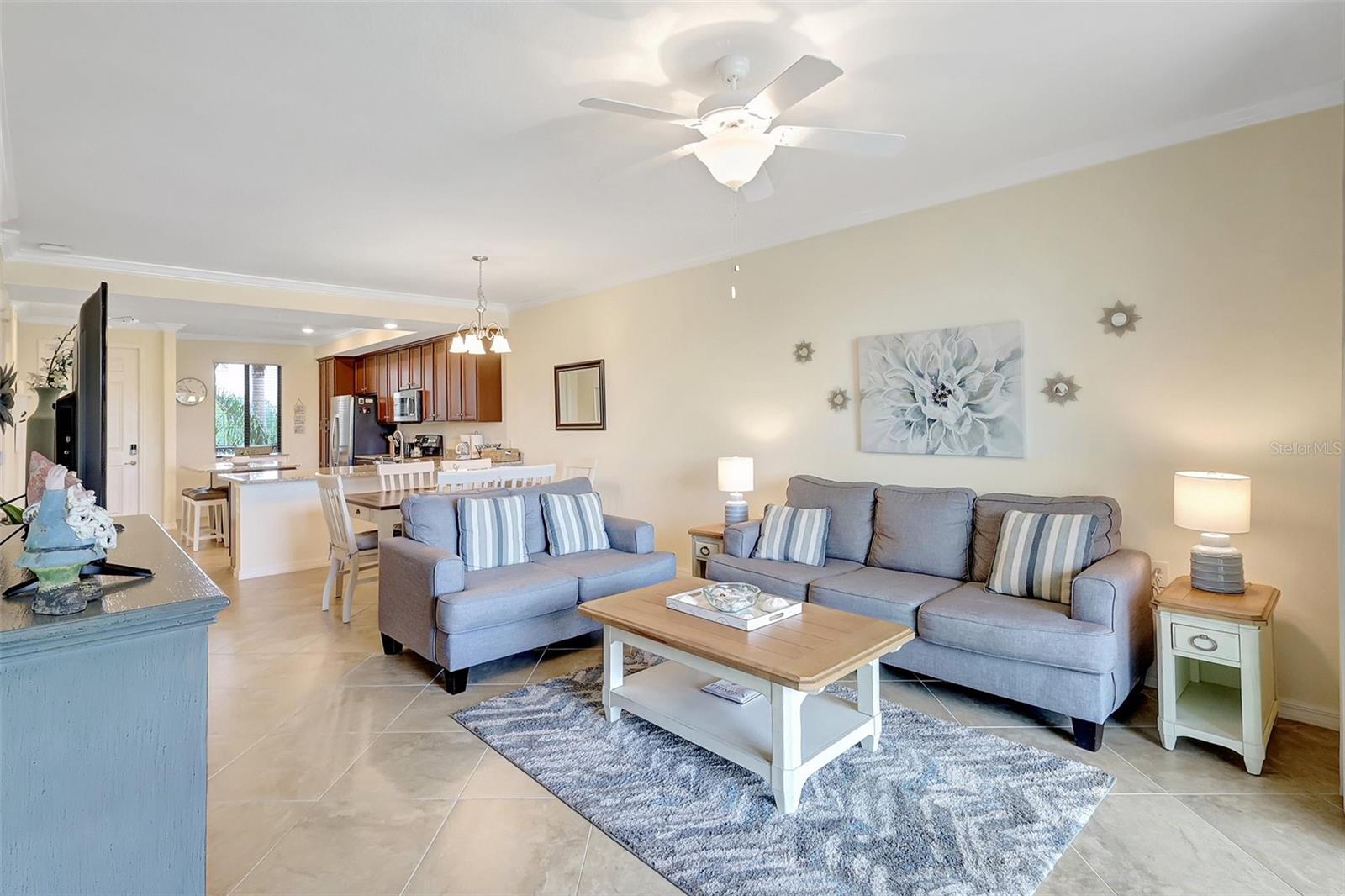LAKEWOOD NATIONAL - Residential
