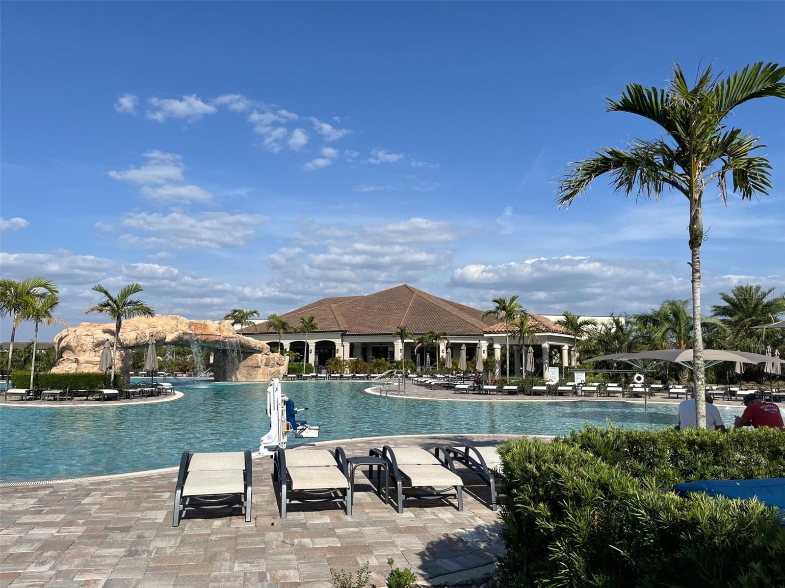 LAKEWOOD NATIONAL - Residential