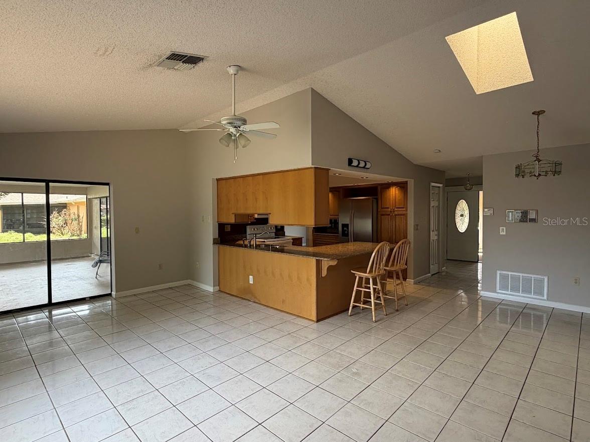 SPRING HILL - Residential Lease