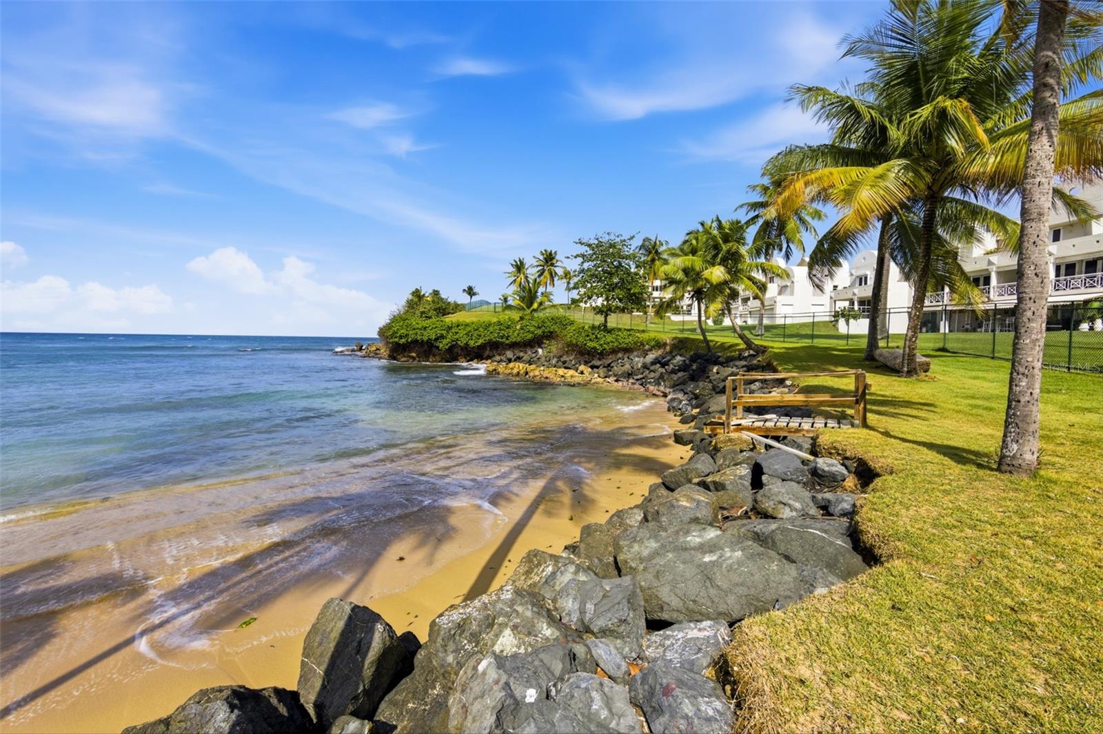 COSTA DORADA VILLAS - Residential