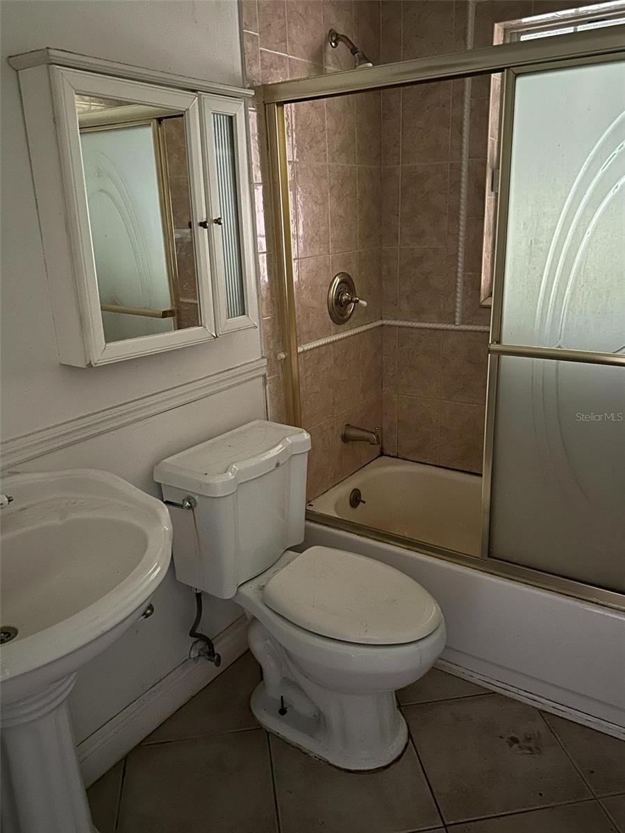 ROLLING GREEN ACRES - Residential