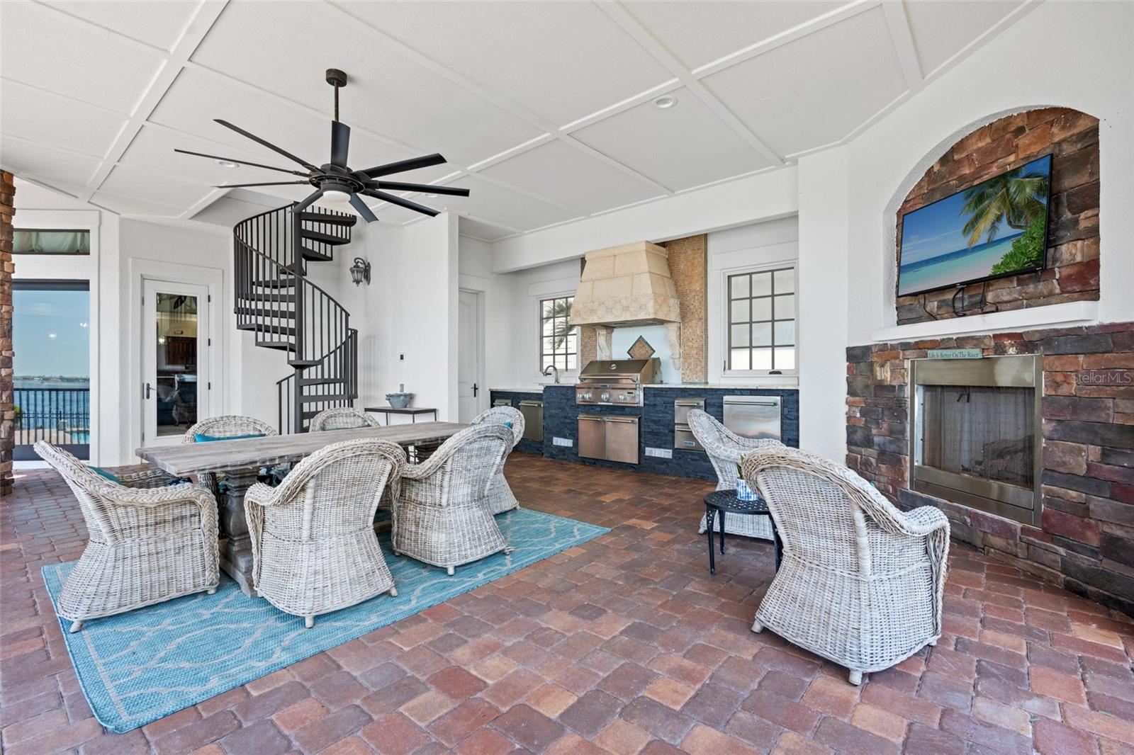 RICHARDS ADD TO PALMETTO - Residential