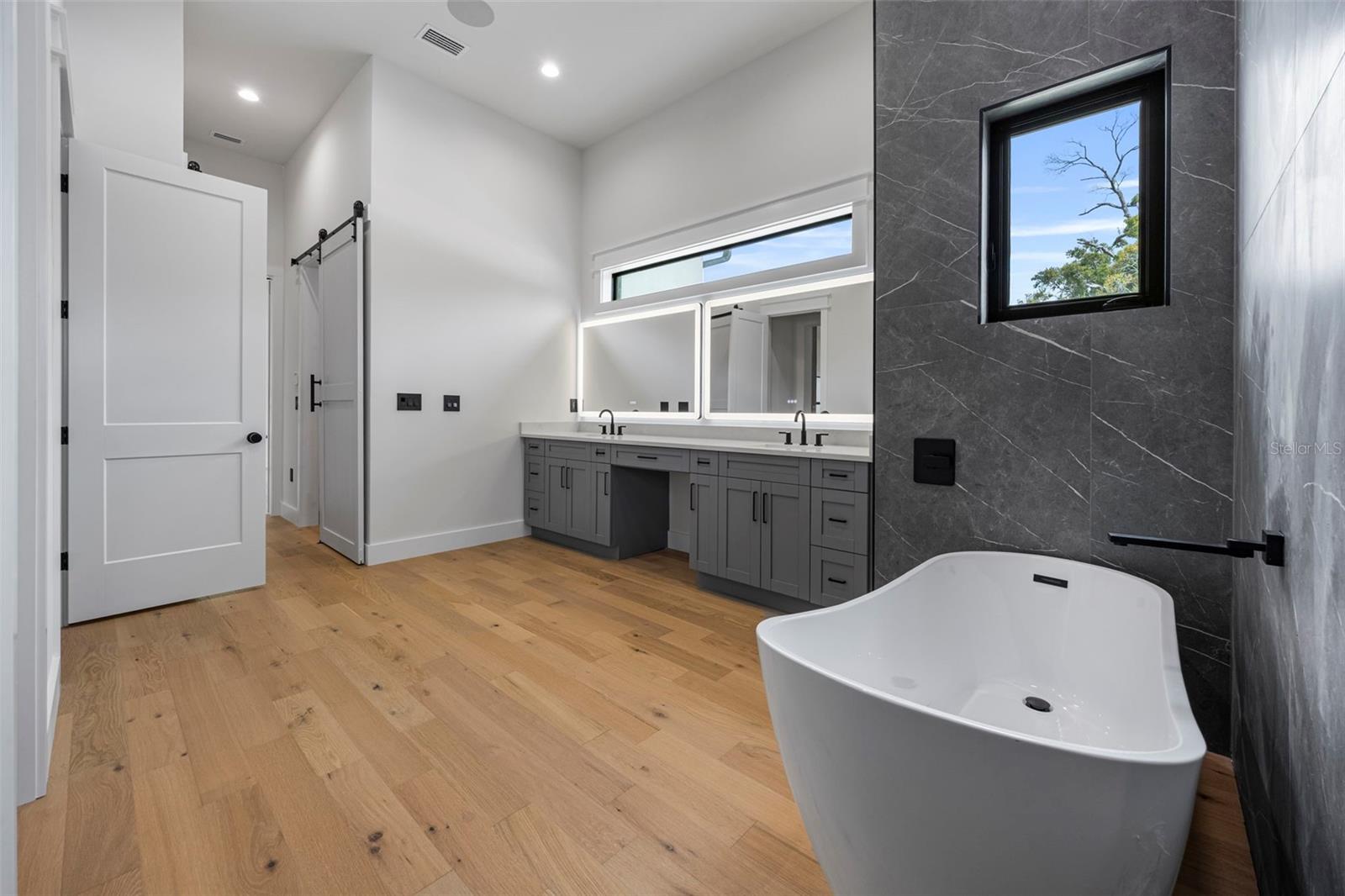 BEL MAR REV UNIT 9 REVI - Residential Lease