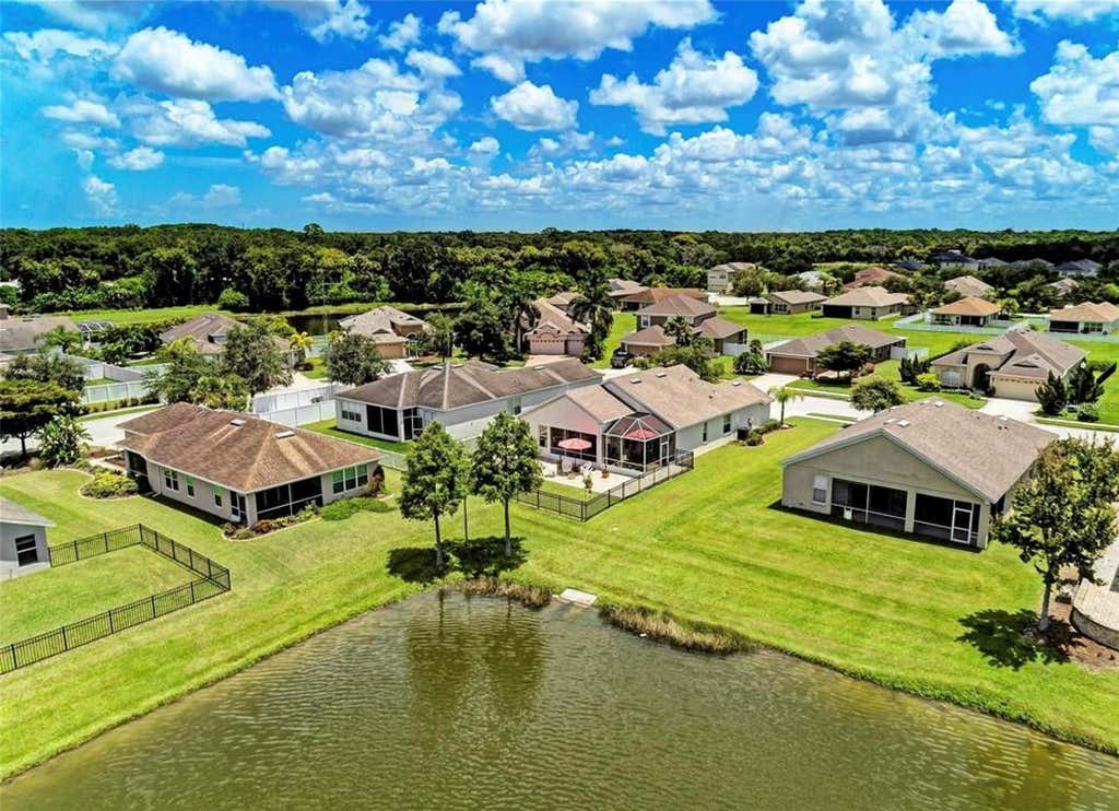 Photo of 7106 50th Avenue Circle E, Palmetto, FL 34221 (MLS # A4702539)
