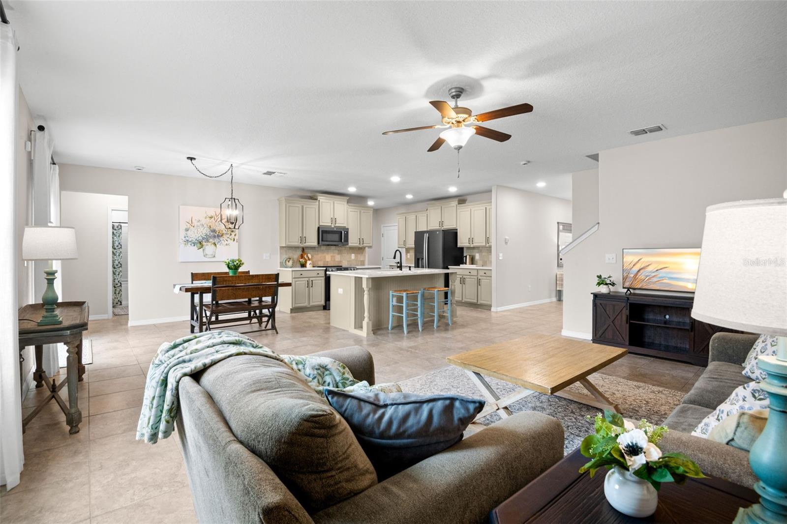 CYPRESS CREEK PH 4A - Residential Lease