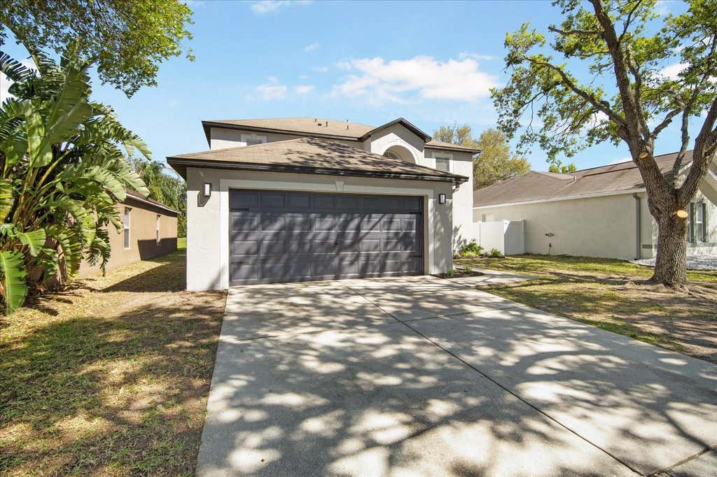 Photo of 13018 Waterbourne Drive, Gibsonton, FL 33534 (MLS # TB8516500)