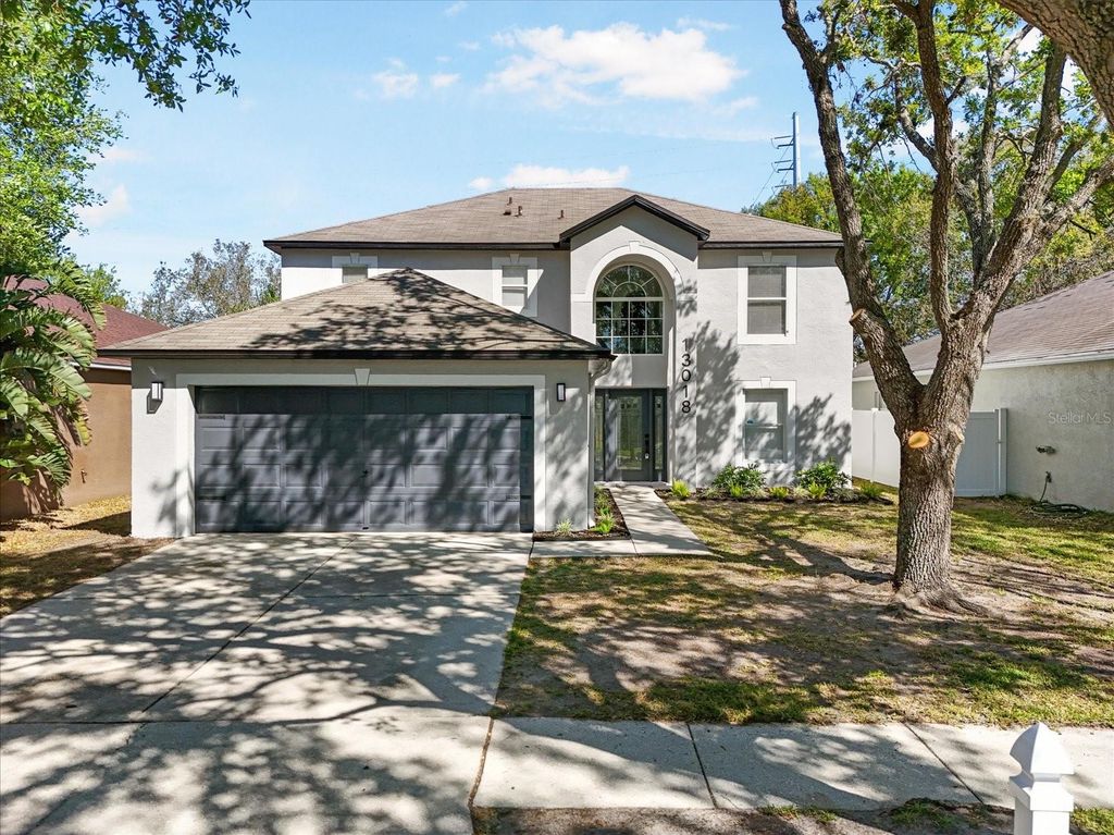 Photo of 13018 Waterbourne Drive, Gibsonton, FL 33534 (MLS # TB8516500)