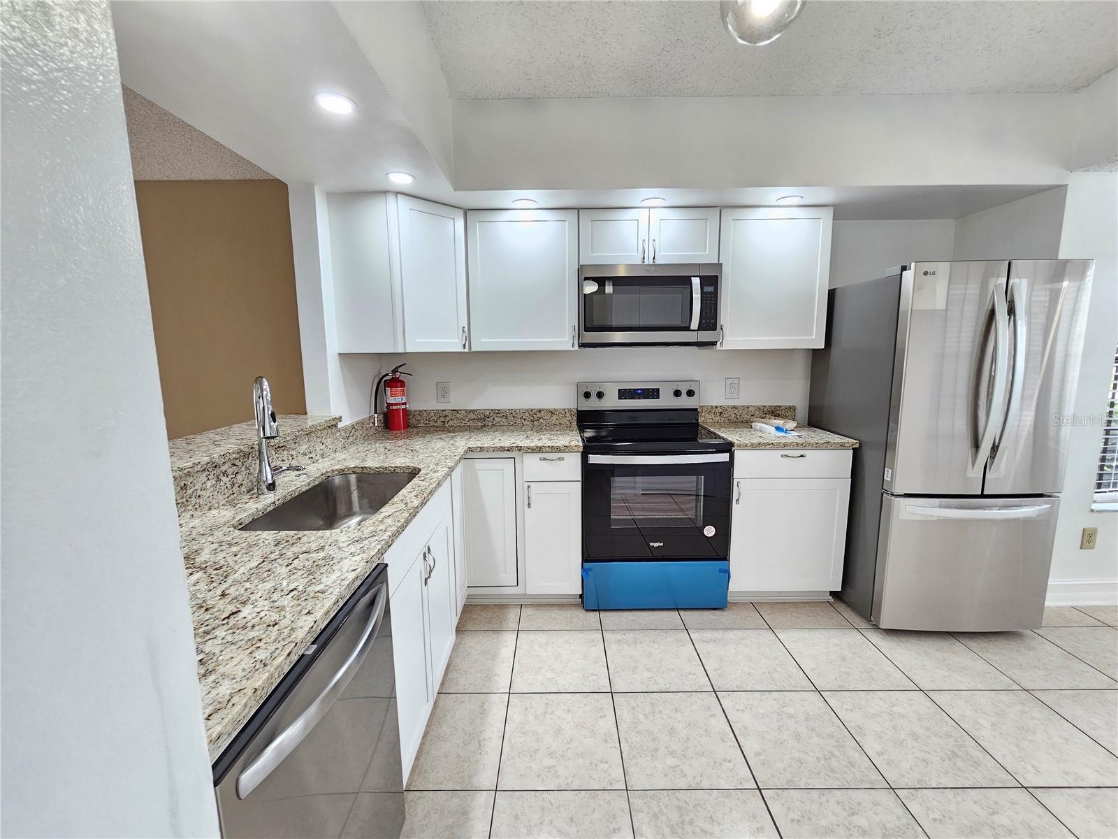 BERMUDA BAY - Residential Lease