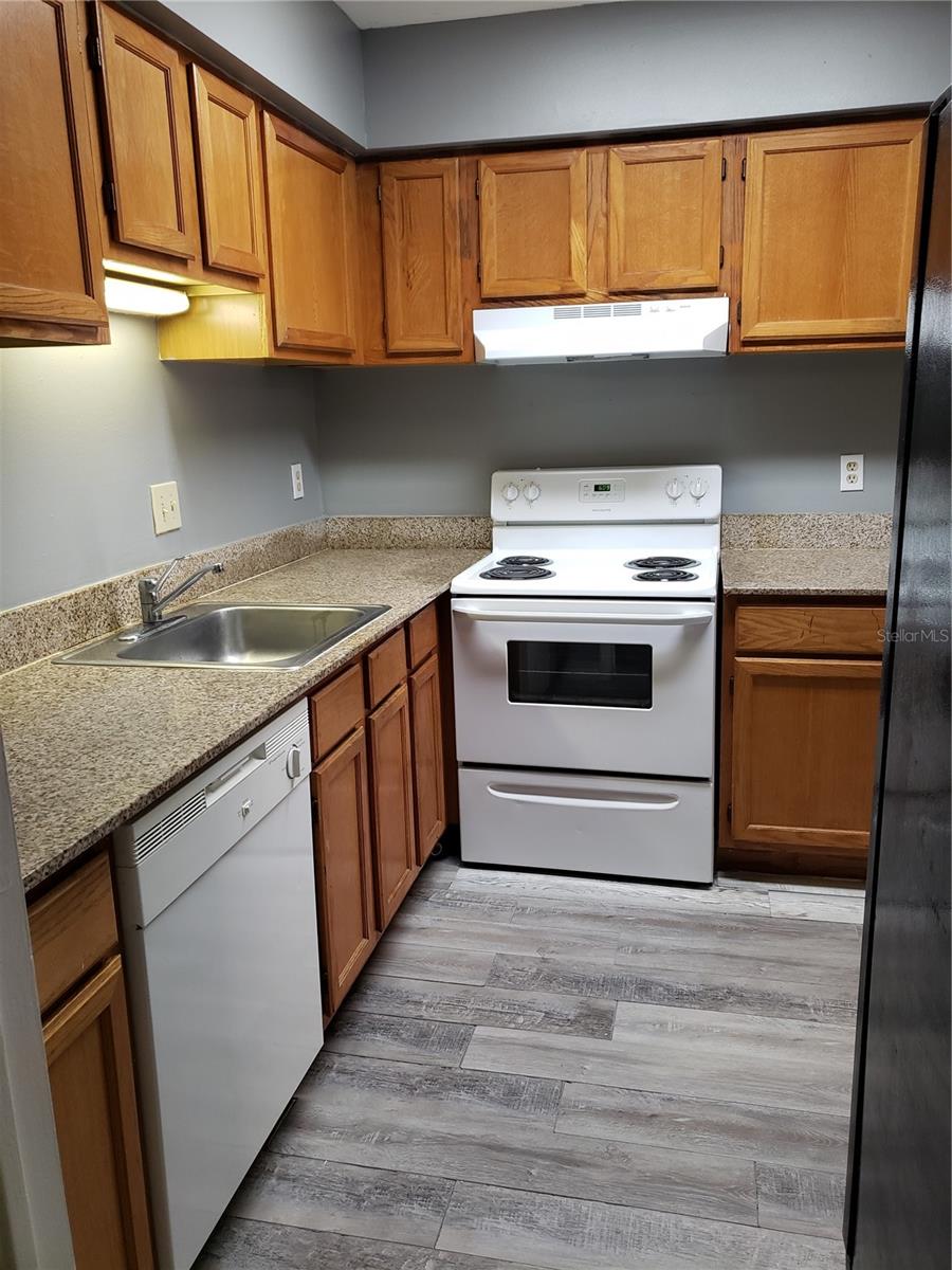 AVALON - Residential Lease