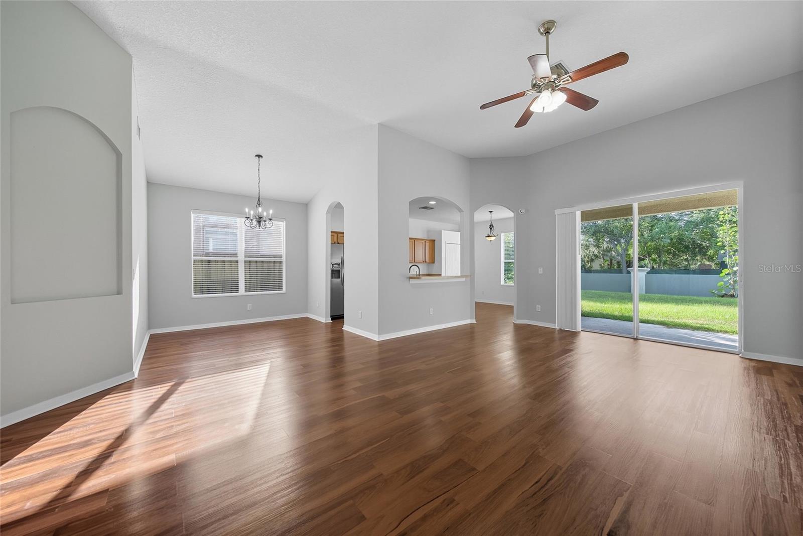 PARKWAY CENTER SINGLE FAMILY P - Residential Lease