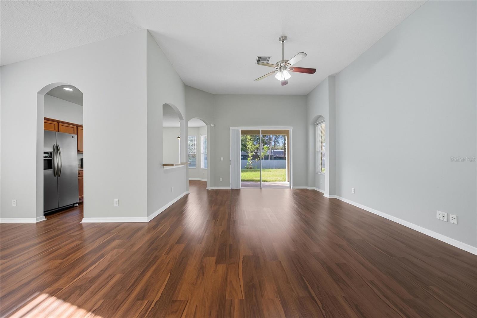 PARKWAY CENTER SINGLE FAMILY P - Residential Lease