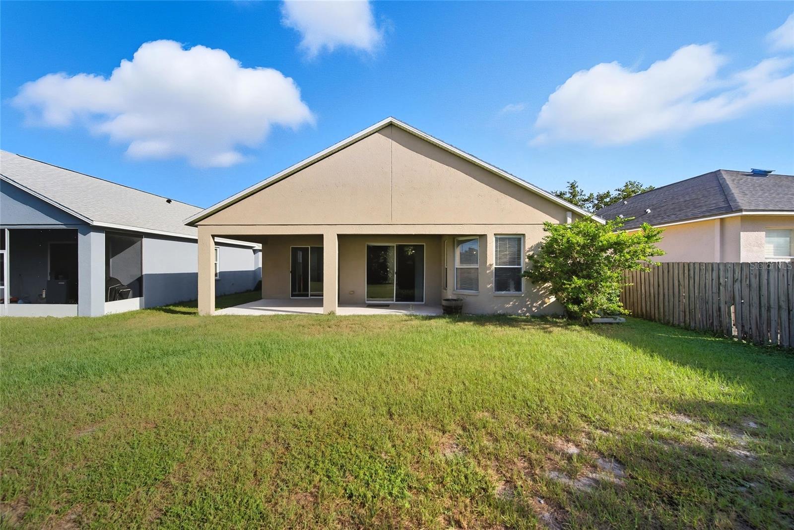 PARKWAY CENTER SINGLE FAMILY P - Residential Lease