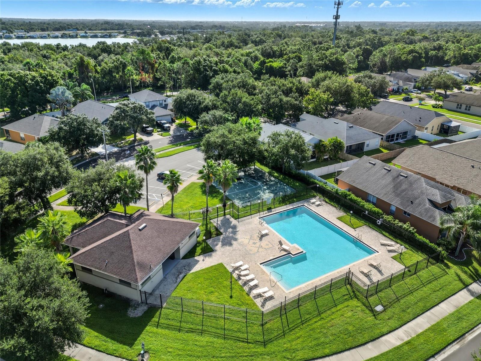 PARKWAY CENTER SINGLE FAMILY P - Residential Lease
