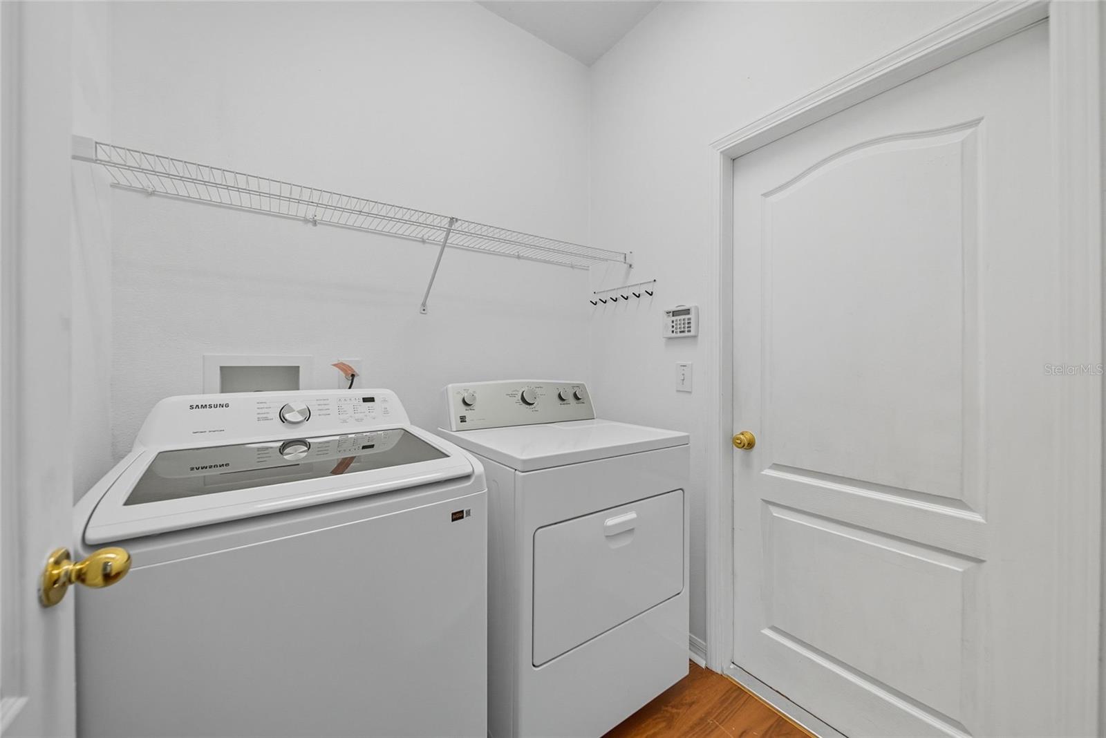 PARKWAY CENTER SINGLE FAMILY P - Residential Lease
