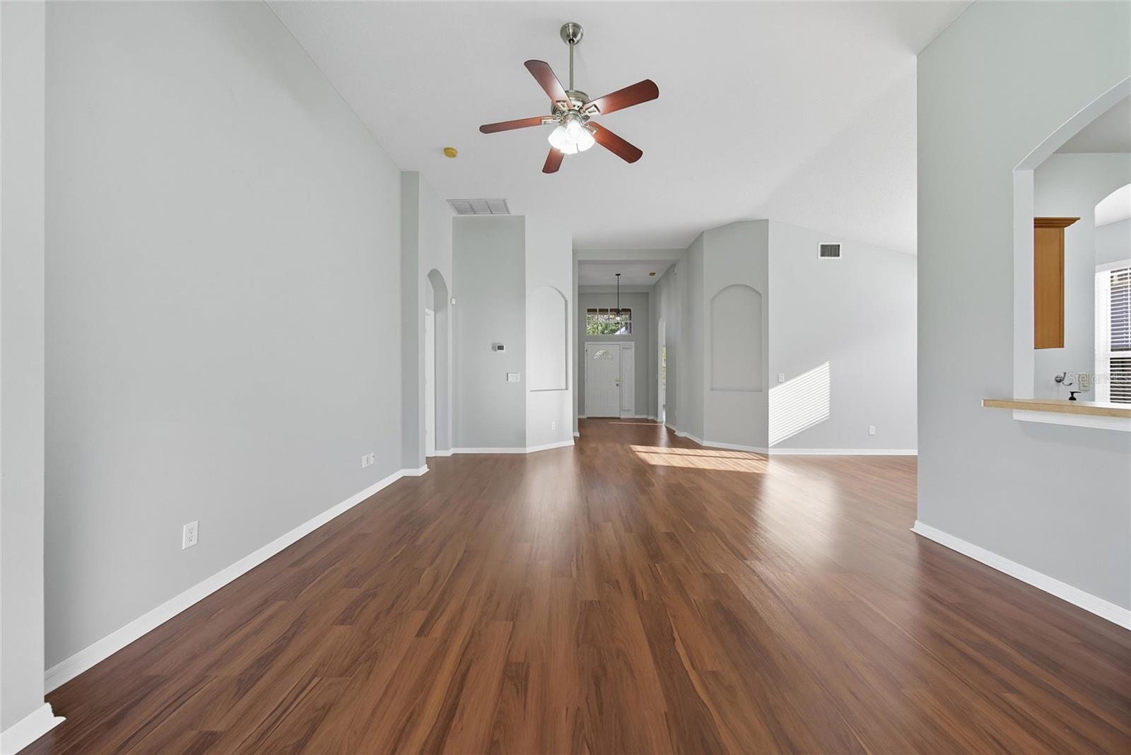 PARKWAY CENTER SINGLE FAMILY P - Residential Lease