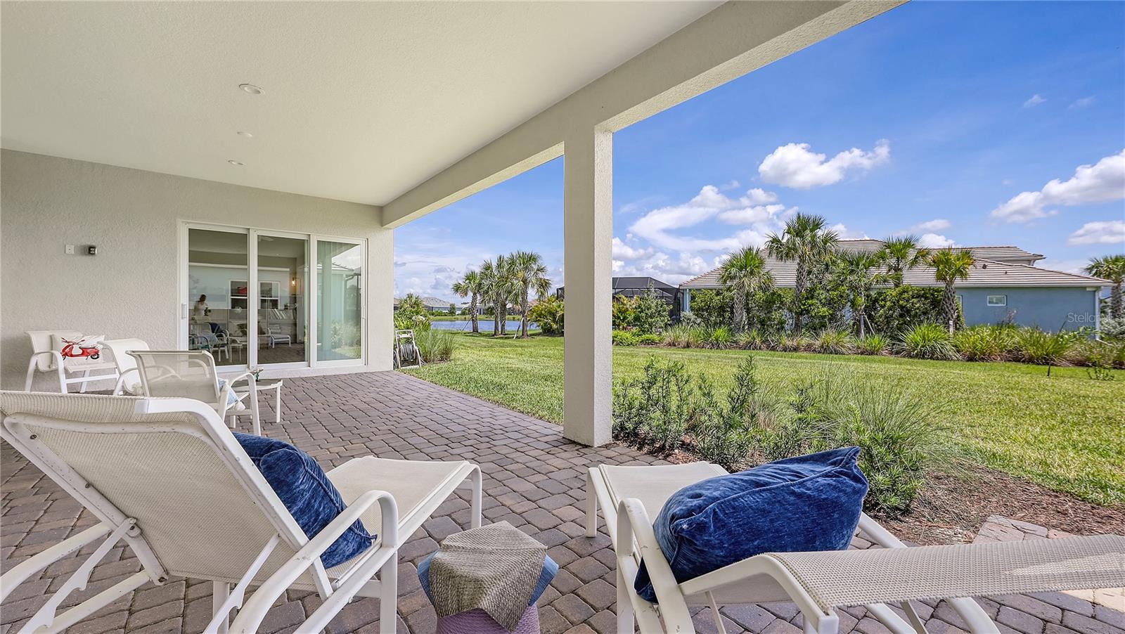 AVELINA WELLEN PARK VILLAGE F-2 - Residential