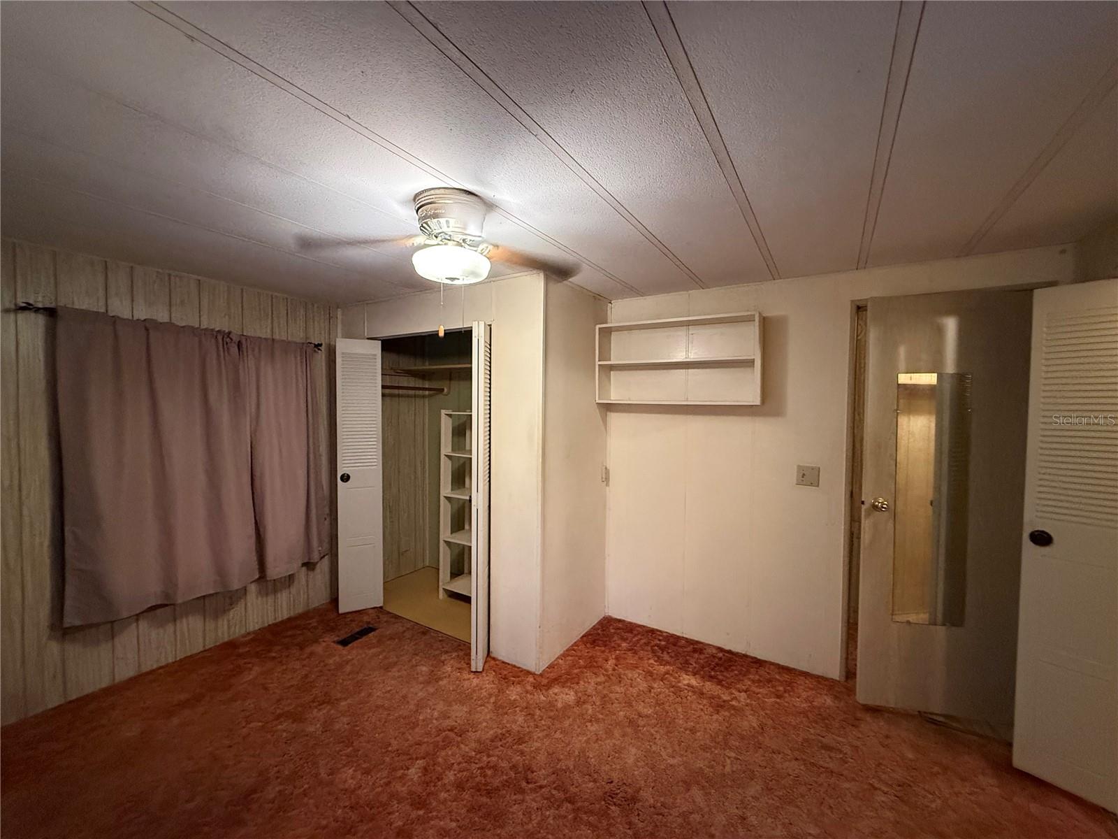 SILVER SPRING ACRES - Residential