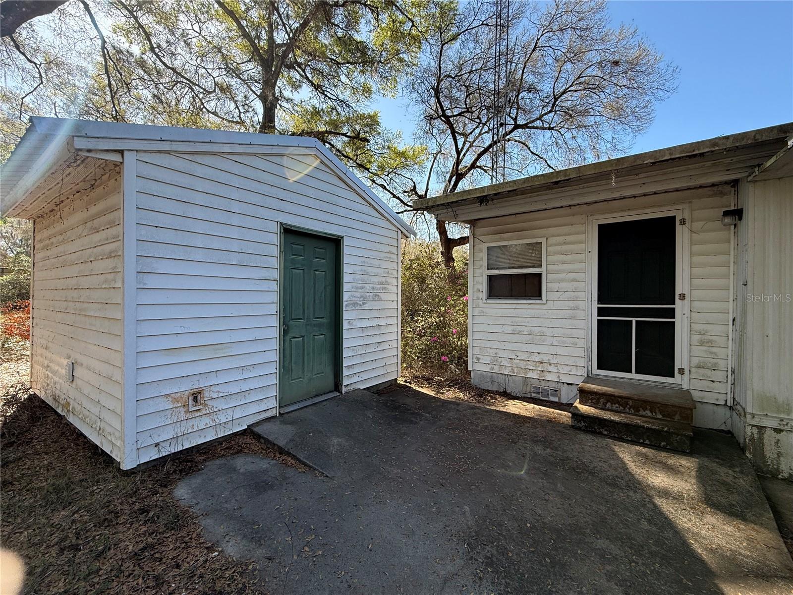 SILVER SPRING ACRES - Residential