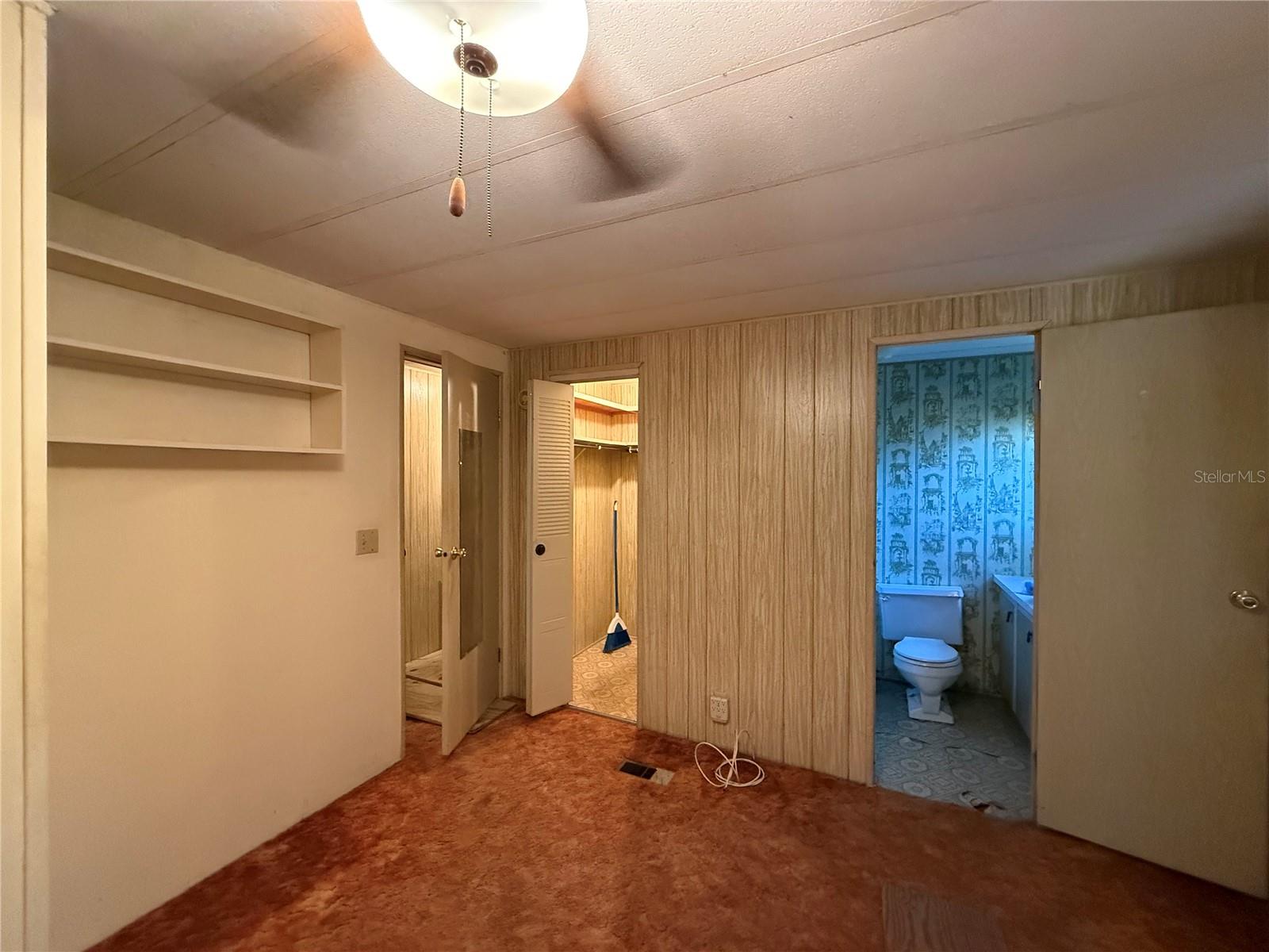 SILVER SPRING ACRES - Residential