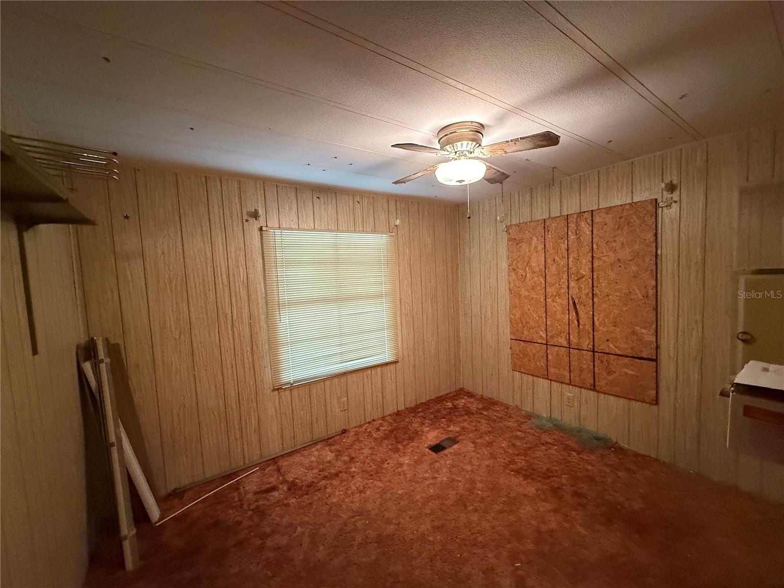 SILVER SPRING ACRES - Residential