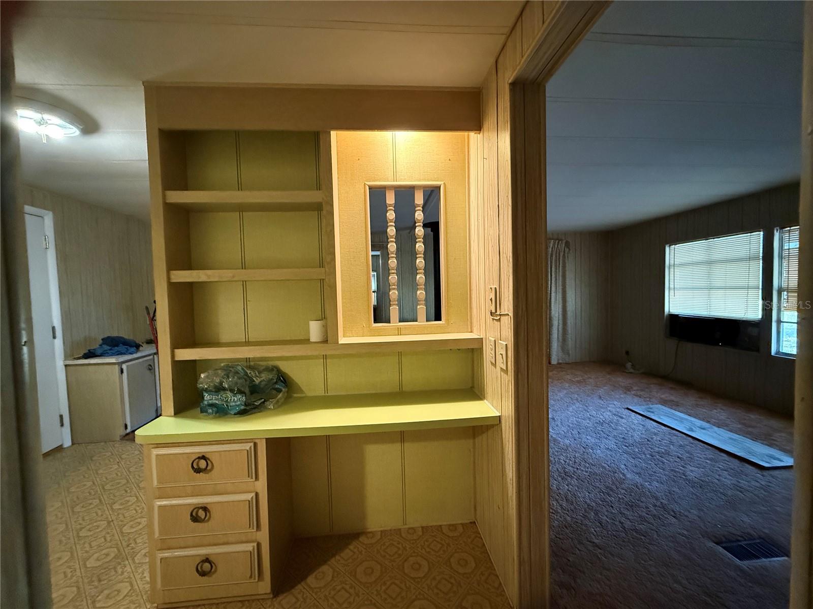 SILVER SPRING ACRES - Residential