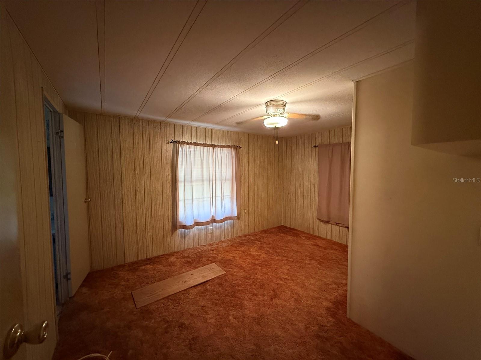 SILVER SPRING ACRES - Residential