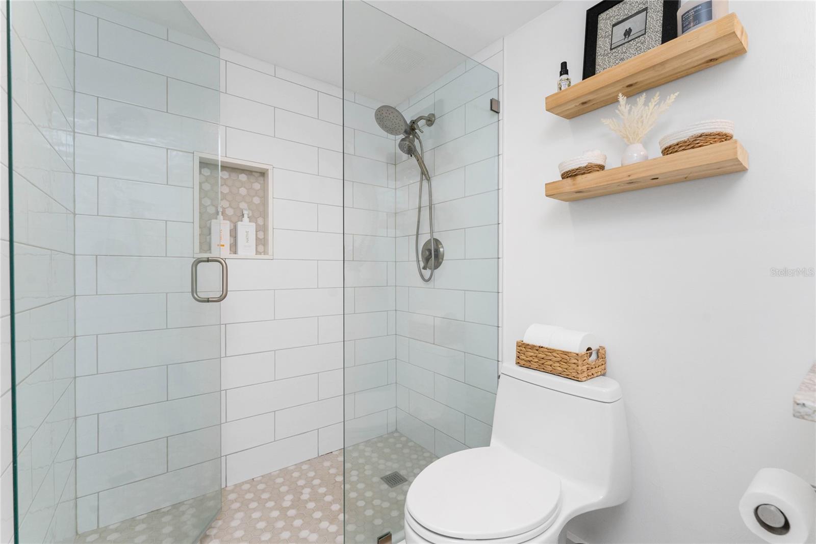 KEEL CLUB CONDO - Residential