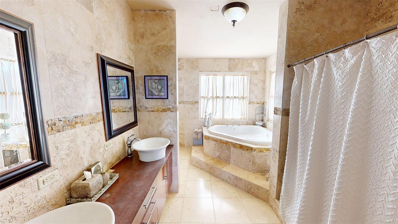 COLLORES - Residential