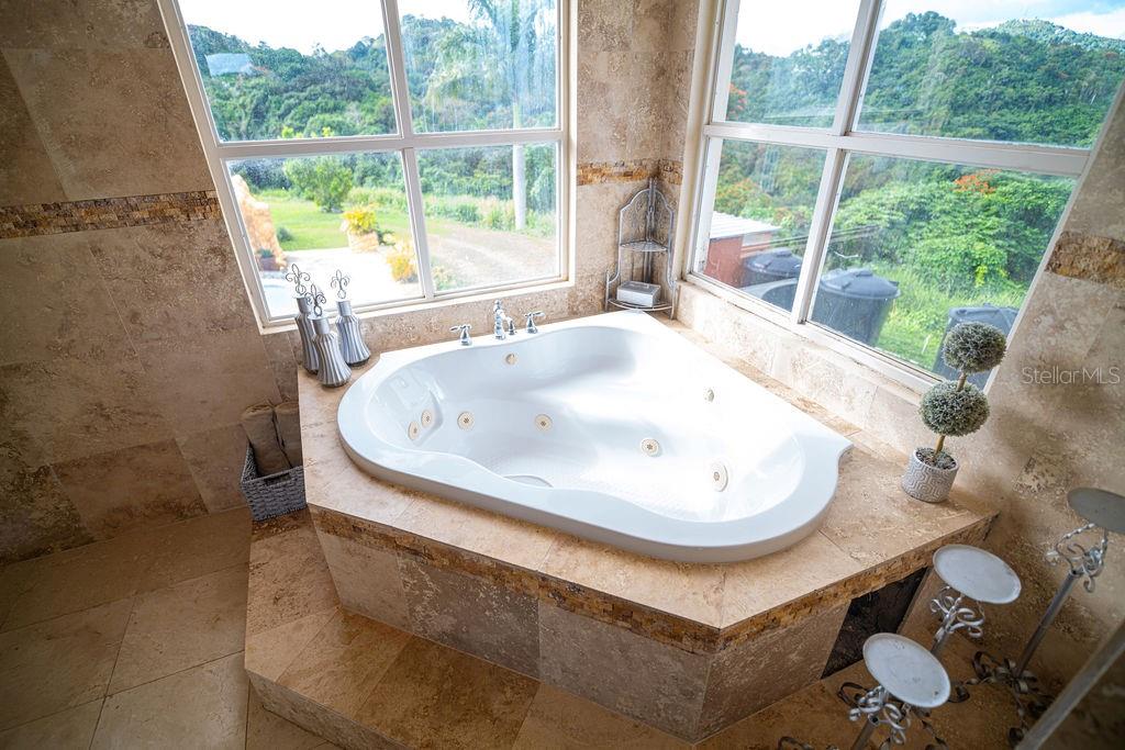 COLLORES - Residential