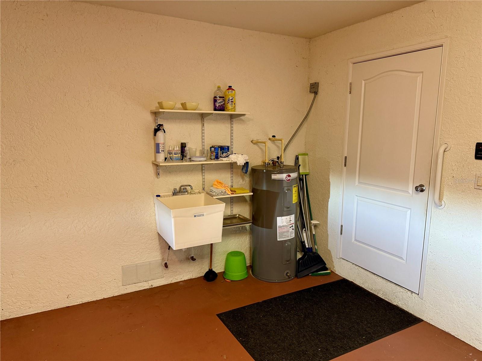 VILLAS/BURNT STORE ISLES I PH - Residential