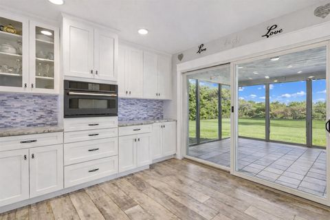 Tiny photo for 12545 S Putney Court, Leesburg, FL 34788 (MLS # G5106191)