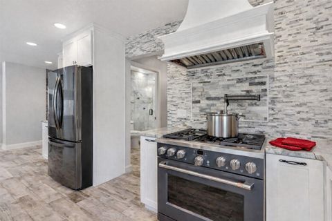 Tiny photo for 12545 S Putney Court, Leesburg, FL 34788 (MLS # G5106191)