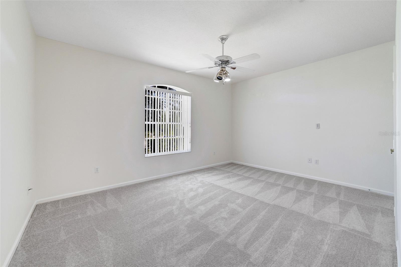 PARKSIDE ESTATES - Residential