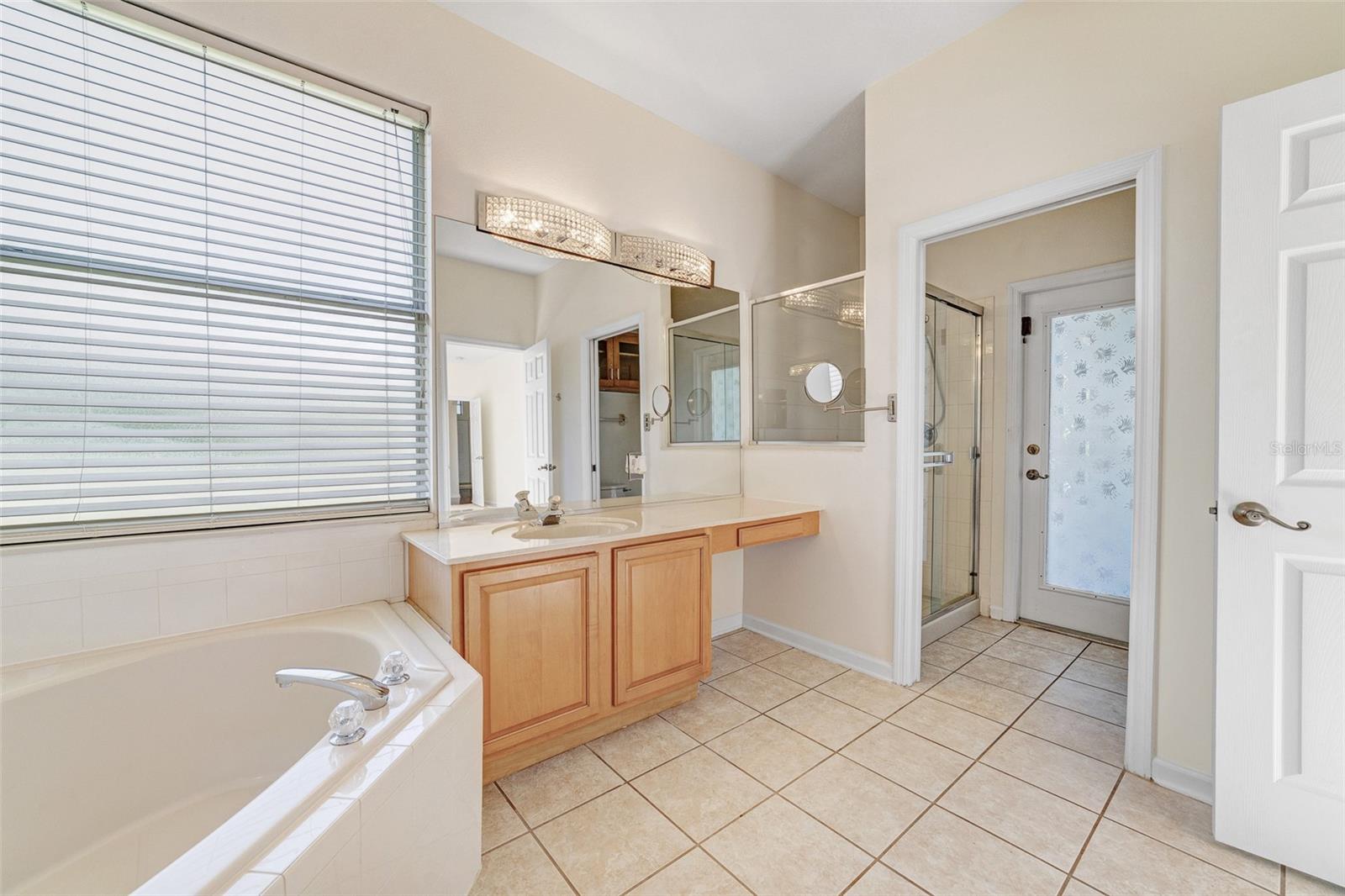 PARKSIDE ESTATES - Residential