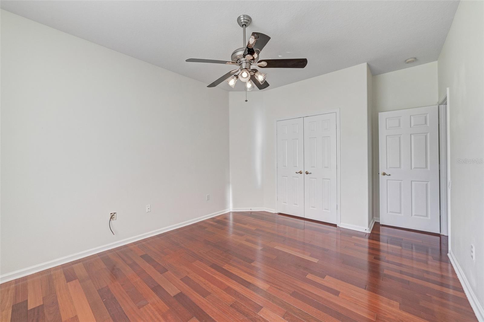 PARKSIDE ESTATES - Residential