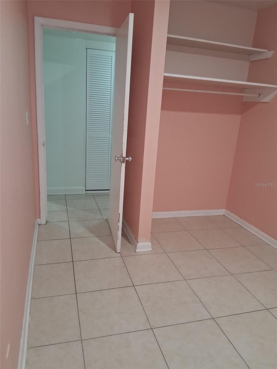 0TY | LAKEWOOD ESTATES UNIT NO 3 - Residential