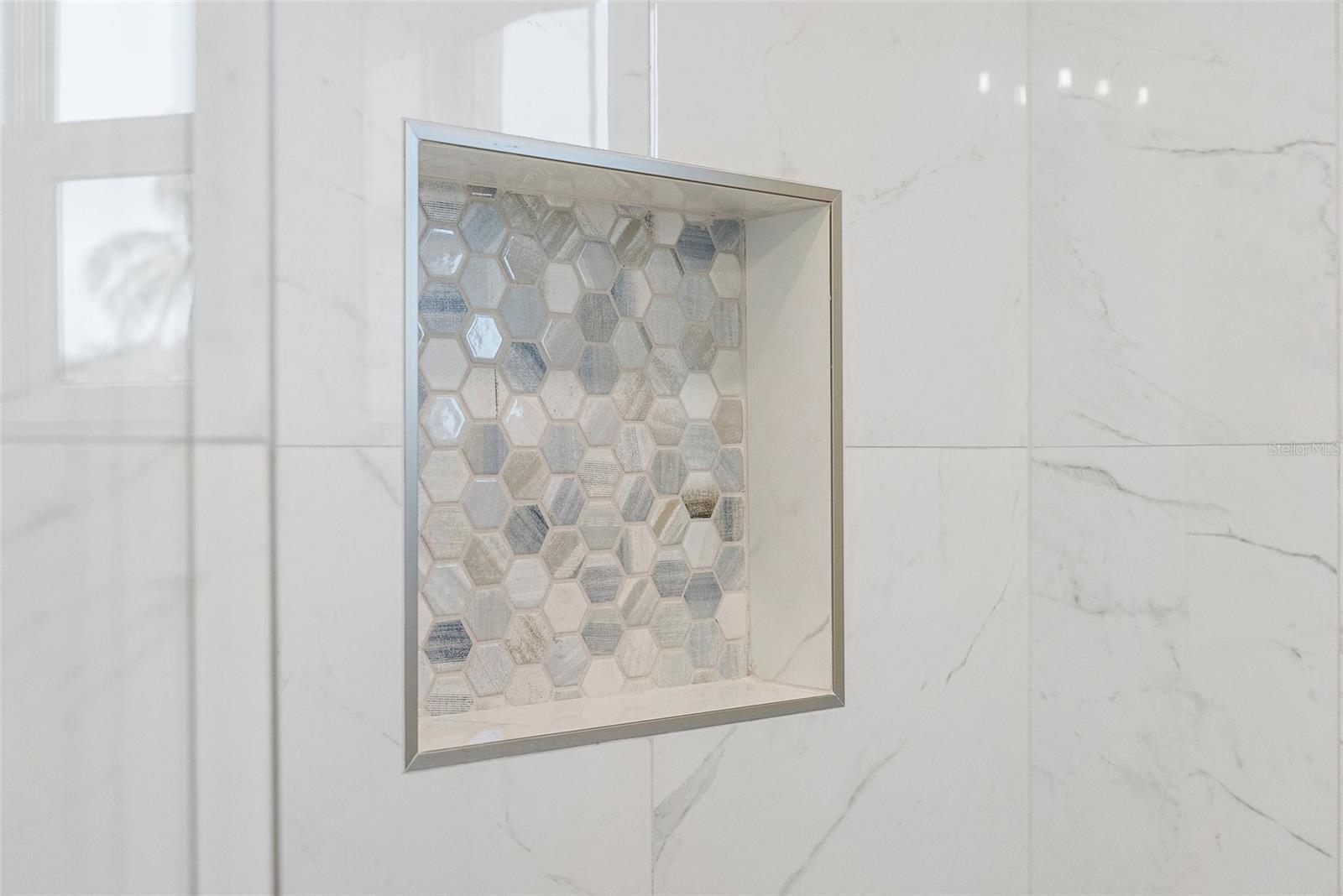 SNELL SHORES - Residential