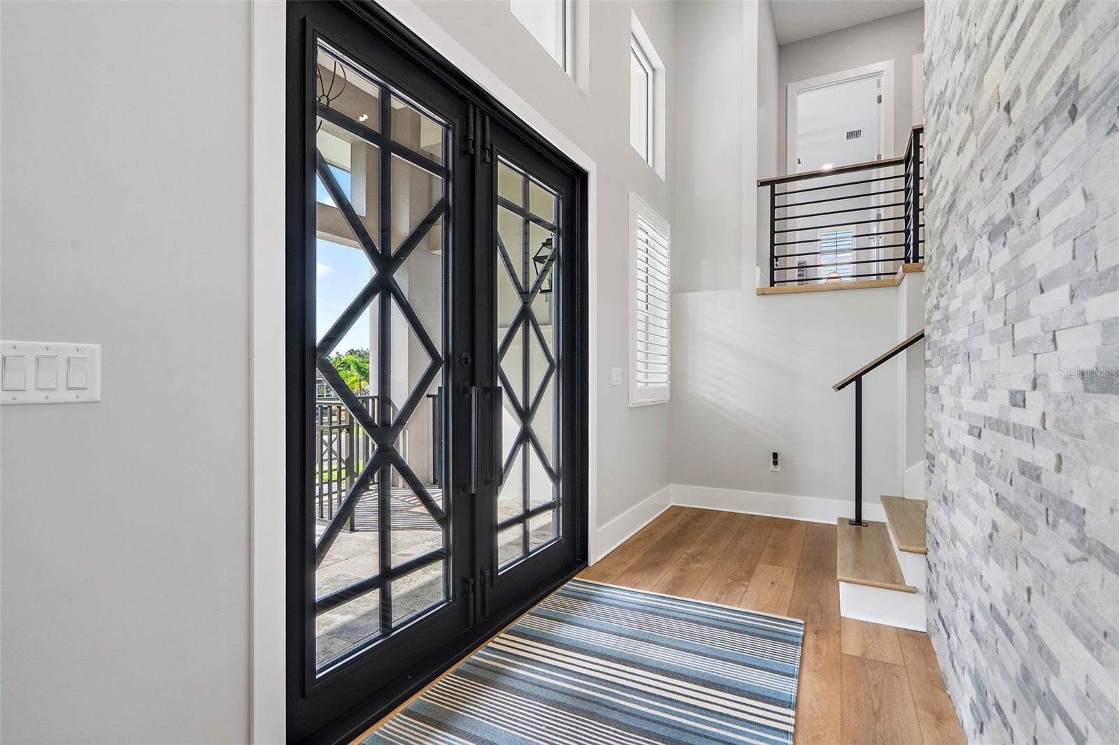 SNELL SHORES - Residential