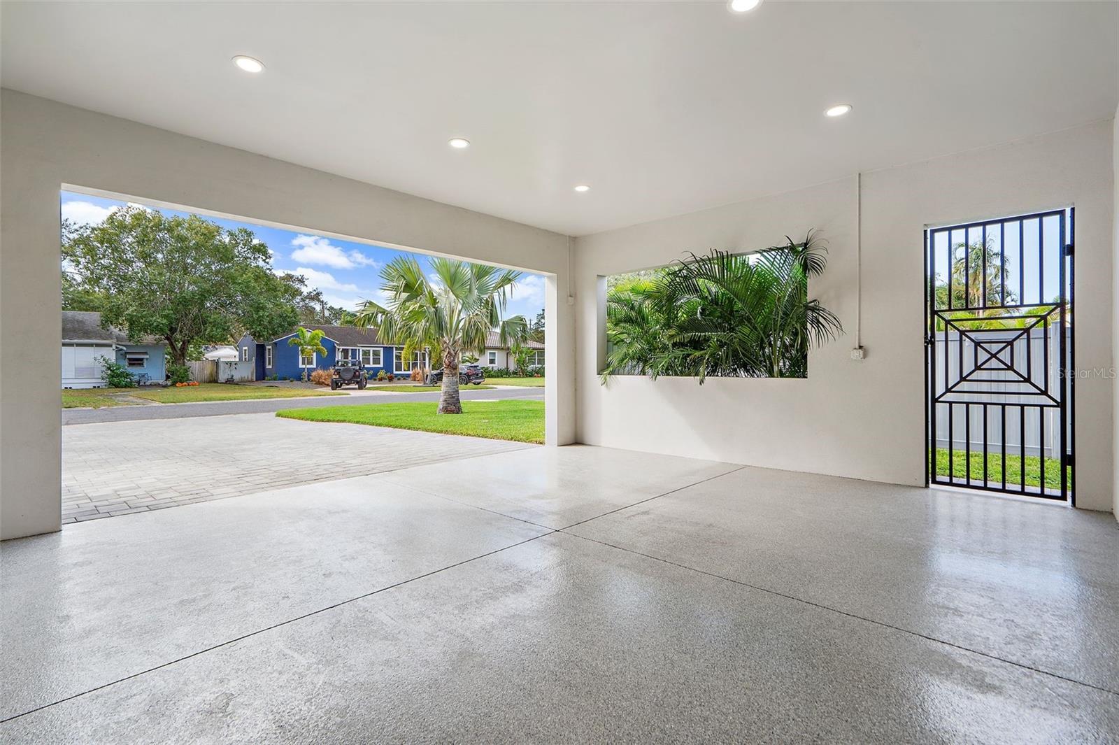 SNELL SHORES - Residential