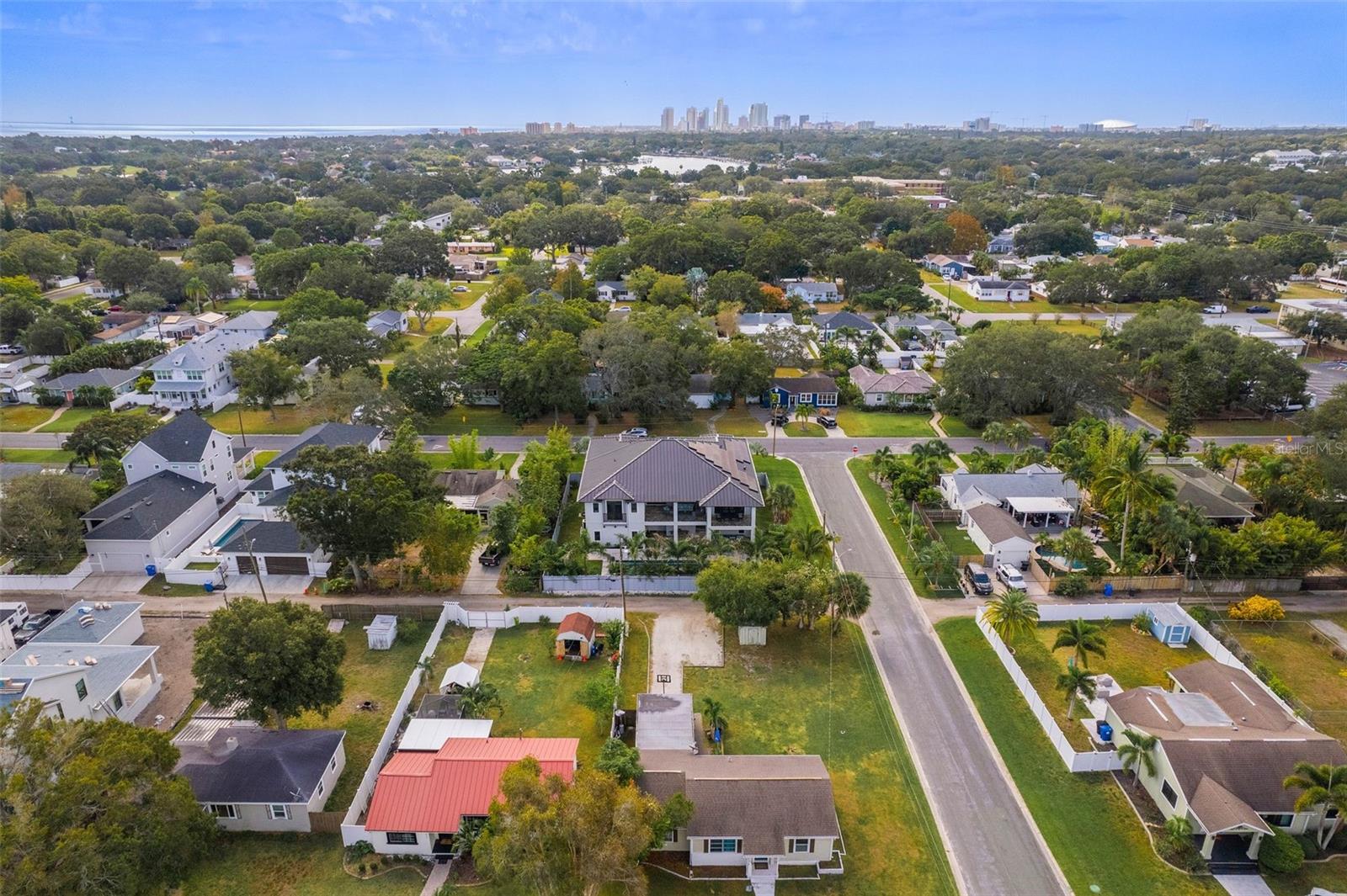 SNELL SHORES - Residential